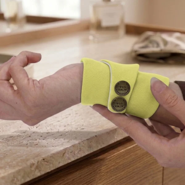 Citron Wrist Wallet AMB126