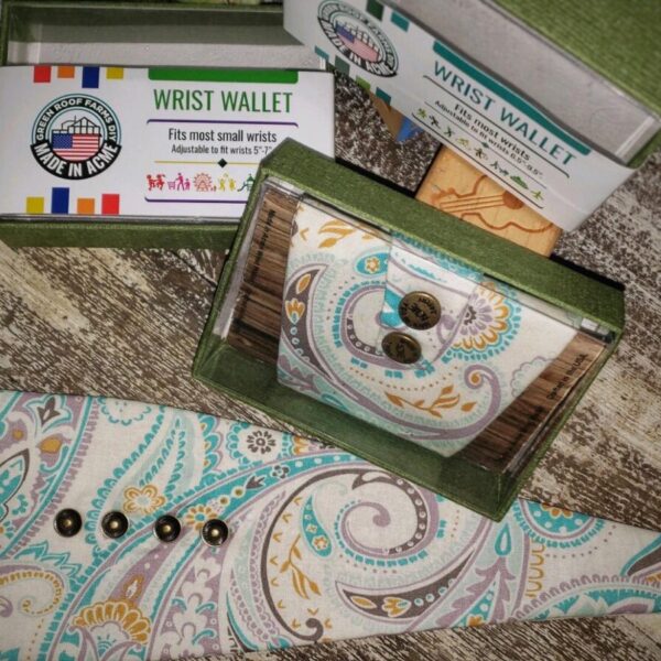 Turquoise Paisley Wrist Wallet