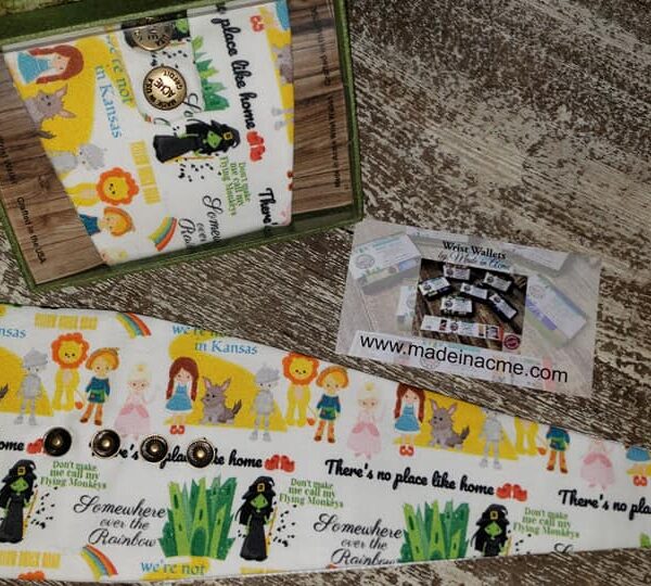 Kiddos in Costume Oz Wizard Wrist Wallet