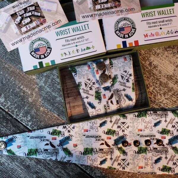 Flag and Pacific Northwest Fabric 4 Wrist Wallet