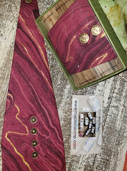 Maroon Gold Marble Wrist Wallet