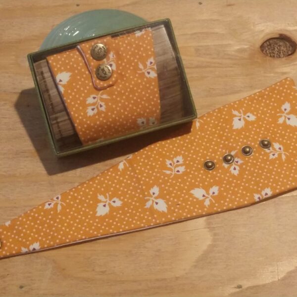 Orange Retro Floral Wrist Wallet