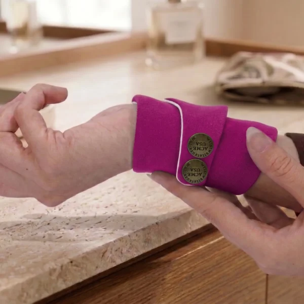Dark Fuchsia Wrist Wallet AMB78