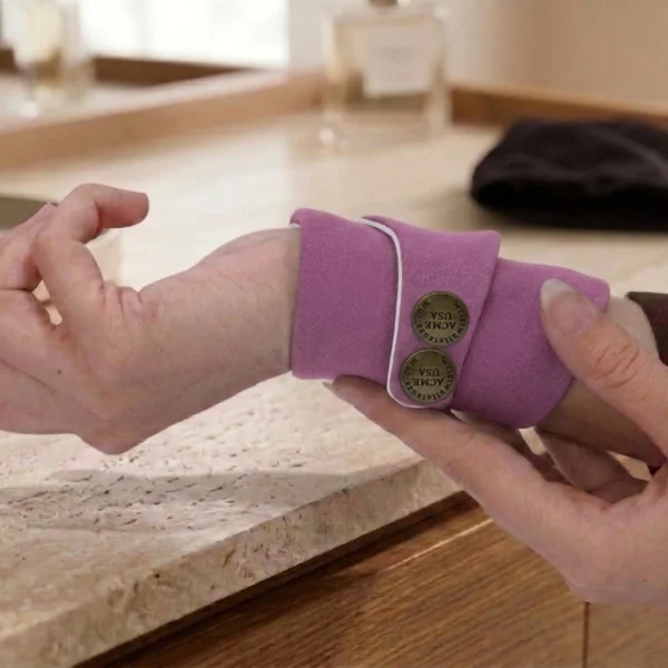 Light Eggplant Wrist Wallet AMB44